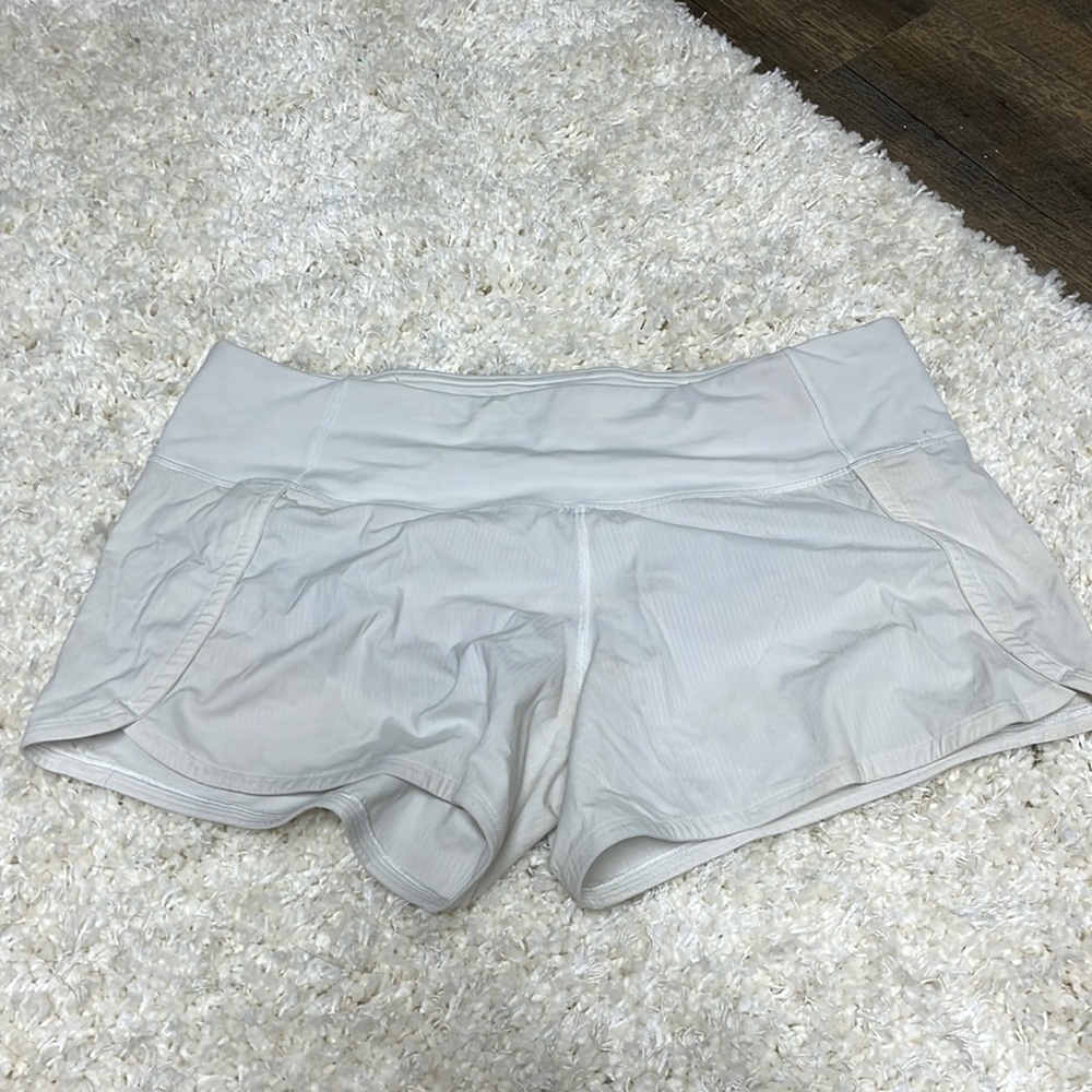 White Lululemon speed up shorts size 8
